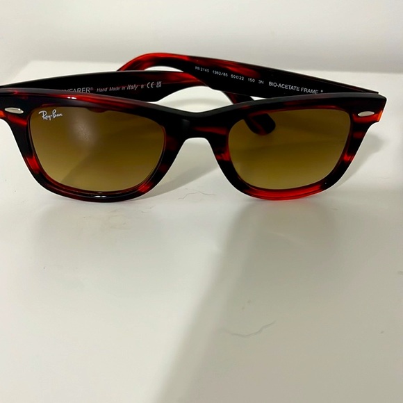 Ray Ban RB2140 Original Wayfarer Bio-Based Uni-Sex sunglasses. Case included. - Picture 3 of 8